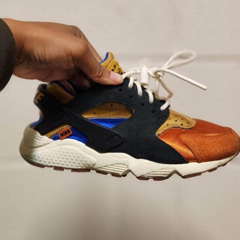 Nike Womans AIR Hauaraches